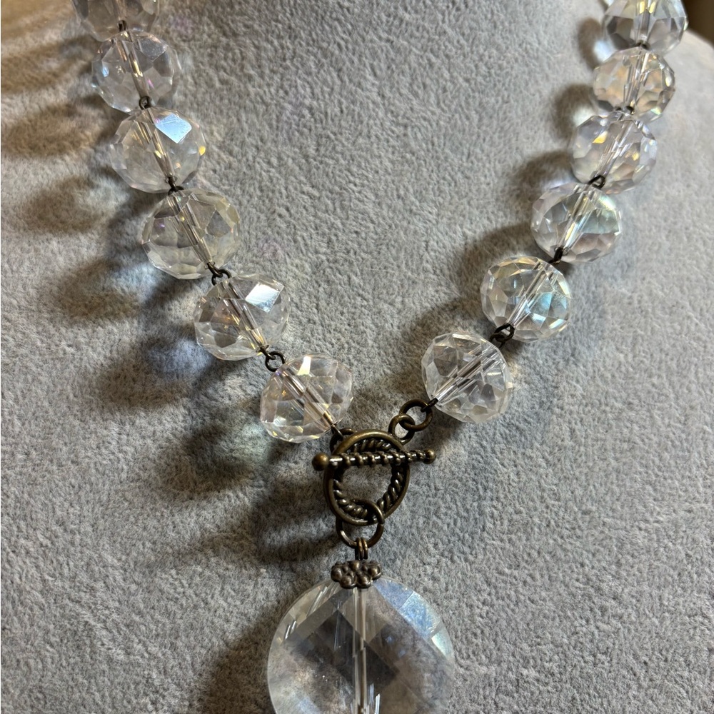 Elegant Crystal Beaded Necklace